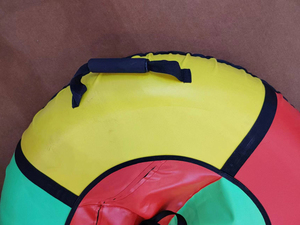 ألعاب تزلج الثلج المتينة الملونة من البلاستيك الصلب للبالغين من YumuQ ، أنبوب زلاجة قابل للنفخ - Product Image 6