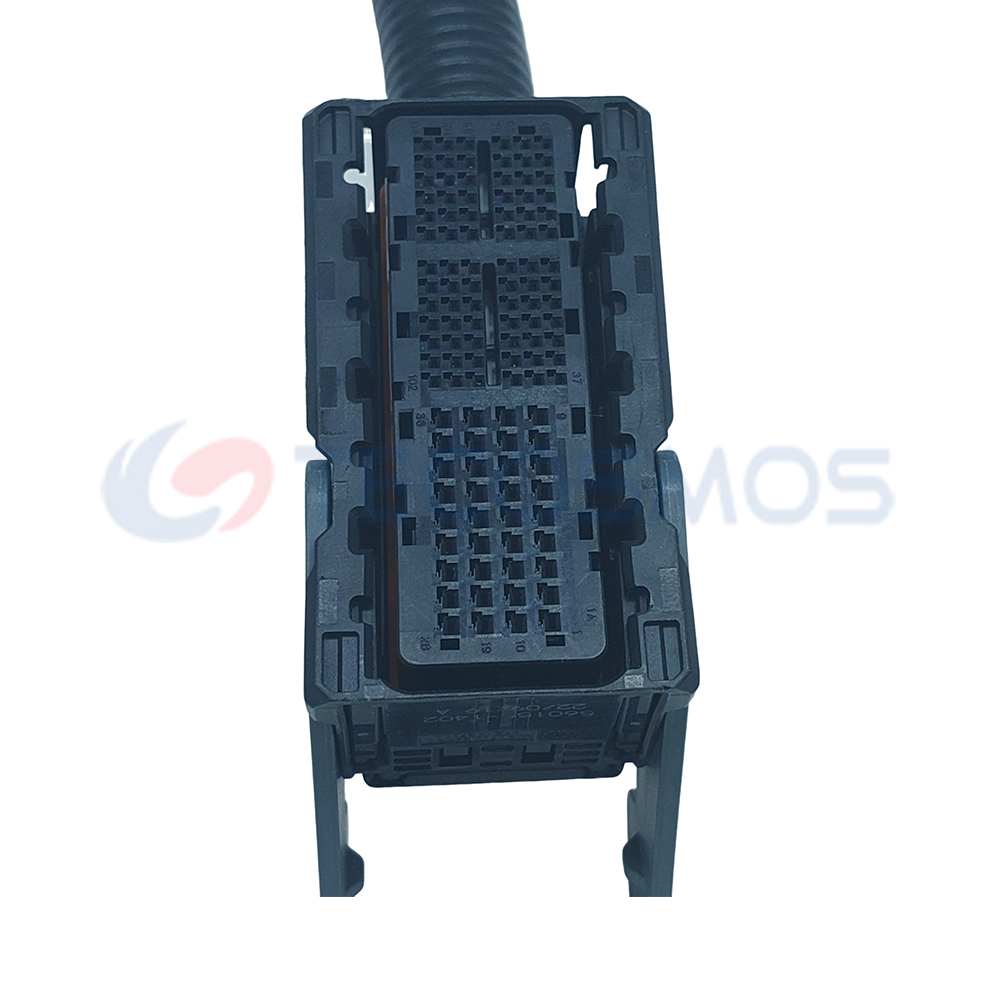 Automotive Plug Harness Connector Waterproof Shell for Toyota 114 Pin Female CT114-0002M