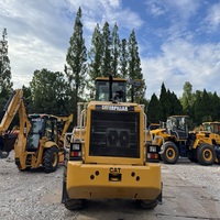 Chargeuse sur pneus CAT 966H de 6 tonnes, puissante, hydraulique, grande capacité de chargement, idéale pour le transport de pierres et la construction