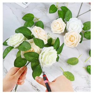 Vendi foglie di rosa artificiali decorazioni fai da te fatte a mano foglie verdi calde finte foglie di rosa sfuse a - Product Image 4