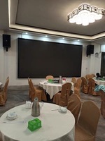 Mur LED P1-P2.5 intérieur/extérieur, résolution 8K, luminosité 10000 cd, garantie 5 ans, étanche IP65, gamme de couleurs P3, affichage 16 bits