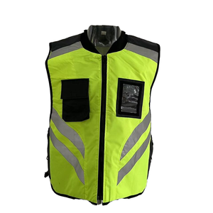 Gilet de sécurité pour moto avec design réfléchissant haute visibilité, respirant pour l'été, sur mesure pour hommes, niveau de sécurité ANSI 2 - Product Image 1