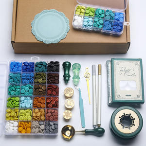 Ensemble de tampons à cire avec granulés et outils pour la scellure et la décoration des lettres - Product Image 4