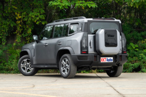 Jetour Traveler T2 1.5TD Benzina SUV 5 Posti Fuoristrada 2026 con Altezza da Terra Elevata 220mm 360 °   Telecamera Panoramica per Tetto Apribile - Product Image 4