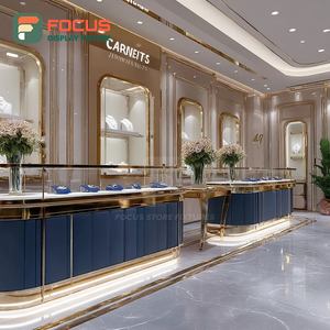 Muebles de Exhibición para Joyería de Lujo Minimalista, Mostrador de Centro Comercial con Acabado Laminado y Vitrina de Vidrio - Product Image 6