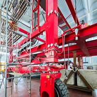 Transpalette hydraulique diesel de 30 tonnes, transitaire mobile de conteneurs pour la livraison de marchandises dans les parcs logistiques