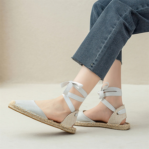 Sandalias Espadrilles de Mujer, Estilo Minimalista, Color Verde Claro, con Cordones en el Tobillo, Suela Tejida de Yute, Tendencia de Moda de Verano - Product Image 4