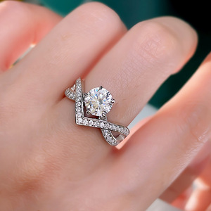 แหวนปีกนางฟ้ามงกุฎสำหรับผู้หญิงเครื่องประดับนิ้วแฟชั่นหรูหรา - Product Image 1