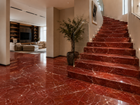 Dalles de marbre Diaspro Rosso aux tons rouges pour les meubles de salle de bain, les tables à manger, les sols des halls d'hôtel et les encadrements de cheminées