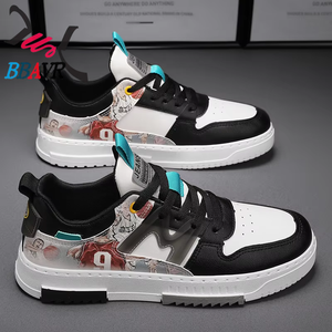 Nouvelles chaussures décontractées pour hommes, baskets basses inspirées de l'anime, légères et respirantes avec doublure en maille pour le printemps, l'automne et l'hiver - Product Image 3