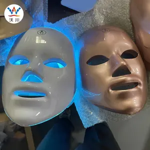 Stokta fabrika doğrudan satış cilt gençleştirme 7 renkler Anti akne kırmızı işık foton terapi Led yüz kablosuz maske yüz maskesi