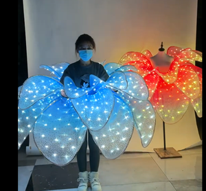 กระโปรงดอกไม้ LED เรืองแสงสุดวิเศษออกแบบได้ตามต้องการชุดการแสดงส่วนตัวสำหรับขบวนพาเหรดคอสเพล<span class=keywords><strong>ย์</strong></span>ชุดนางฟ้าดอกไม้ - Product Image 2
