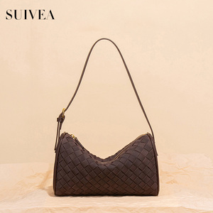 Bolso de Mano Minimalista Tejido a Mano 2026 para Mujer, Elegante y Moderno, Tipo Almohada, Textura Lujosa, Versátil, Tipo Bandolera - Product Image 1