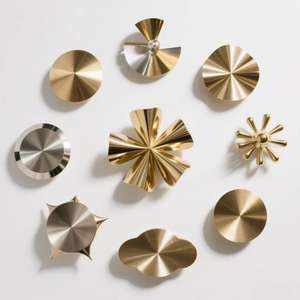 Plateau à collation unique et créatif pour la maison, en acier inoxydable, finition brillante, art abstrait, design moderne et luxueux, personnalisable par OEM, garantie 3 ans - Product Image 2