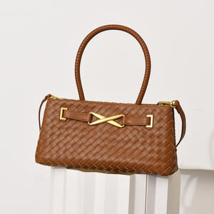 Sac à main rouge-brun populaire pour petites femmes, avec un sac à bandoulière haut de gamme pour boîte à lunch - Product Image 4