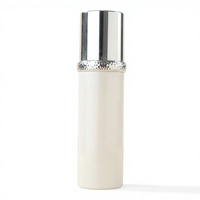 100ml Zylindrische Glas-Pumpflasche Silberner Deckel Gehämmerter Kragen Matt-Finish Recycelbar Anpassbar