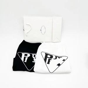 Fabriek Directe Lente Zomer Luxe Ontwerpers Hondenshirt Mode Hondenkleding - Product Image 1