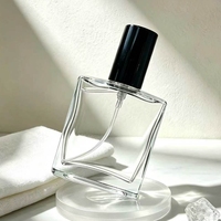 Botella de Perfume Cuadrada Recargable de Vidrio Vacía de 25 ml, Cabezal de Pulverización Negro Brillante, Logotipo Personalizado para Regalo de Marca de Fragancias y Uso en Viajes