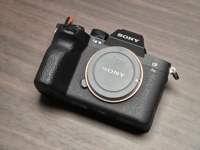 Professional 8K Camera Sonys A7R V 61.0 MP Wildlife and Ecological Photography Digital Camera