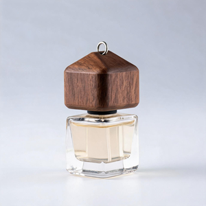 Flacone diffusore in vetro smerigliato all'ingrosso per <span class=keywords><strong>auto</strong></span>, bottiglia vuota per profumo da appendere, fiala deodorante per <span class=keywords><strong>auto</strong></span> con tappo in legno - Product Image 3