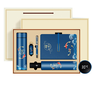 Set de Regalo Empresarial con Pez Koi, Acero Inoxidable, Personalizable, Año Nuevo Chino, Descuentos por Volumen Disponibles - Product Image 1