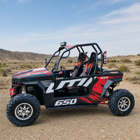Véhicule tout-terrain UTV 650cc 4x4 à transmission par arbre, peint en rouge et noir, deux places pour adultes, adapté au désert, avec blocage de différentiel.