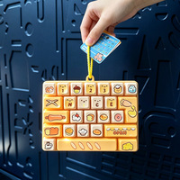 Gantungan Kunci Keyboard Alfabet Kartun Lucu 26 Huruf Mainan Tekan Gelembung Mini Portabel Pereda Stres Liontin Tas Ransel Hadiah