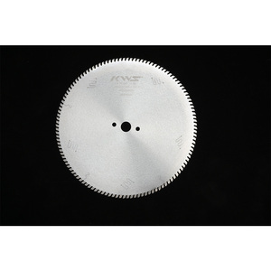 <span class=keywords><strong>Lame</strong></span> de <span class=keywords><strong>scie</strong></span> en <span class=keywords><strong>carbure</strong></span> de tungstène KWS pour la découpe de l'aluminium, lames de <span class=keywords><strong>scie</strong></span> <span class=keywords><strong>600</strong></span> mm 144 mm pour machine à scier à double tête Fom - Product Image 1