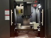 PLURTEL VMC1160 Fresadora CNC vertical Husillo único 1100x600x600mm Mesa de viaje Multifuncional Heavy Duty