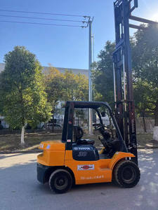 Montacargas TCM Usado FD30, Motor Diésel, 4x4, Capacidad de 7 Toneladas, Buena Calidad, Segunda Mano, Uso en Construcción - Product Image 4