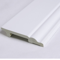 Plinthe de sol moderne en PVC plastique, aspect marbre blanc, résistante à l'eau, écologique, durable, installation facile