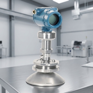 5408 Capteur de niveau radar sans contact avec option de connexion Tri-clamp 3A, hygiénique - Product Image 1