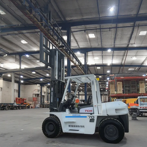 Chariots élévateurs d'occasion TCM FD70, FD30, FD50, FD80, FD100, FD160, FD200 en excellent état de fonctionnement, moteur diesel. - Product Image 2