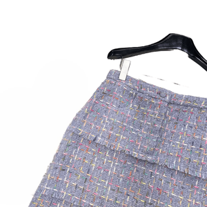 Falda midi de tweed con flecos en capas, falda texturizada de línea A para uso casual en la oficina. - Product Image 4