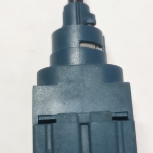สวิตช์คลัตช์ Volkswagen 1C0927189 สวิตช์คอมบิเนชั่นสำหรับ Santana Jetta อะไหล่ทดแทน - Product Image 2