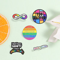 Badge en émail à thème fierté avec slogan positif pour sac, chapeau, vêtement et ornement de style personnel