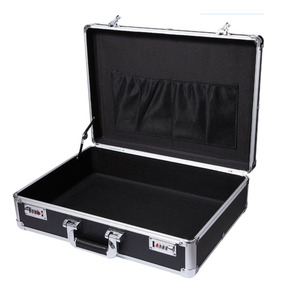 Étui <span class=keywords><strong>rigide</strong></span> en aluminium personnalisé grande capacité pour épingles et badges, avec pochettes de classement, pour collection et présentation - Product Image 4
