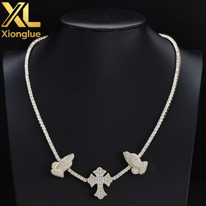 Collier unisexe rétro personnalisé en alliage laiton/cuivre, avec pendentif croix main de prière 3,5 mm et micro-incrustation de zircon, chaîne à maillons, style hip-hop - Product Image 3