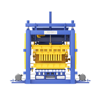 Machine de pavage à verrouillage QT15-15 entièrement automatique 3 trous durables pour matériau en ciment avec boîte de vitesses PLC pour pompe à moteur