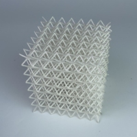 Personnaliser des cubes imprimés en 3D en TPU90A Impression 3D en TPU utilisée dans l'industrie de la chaussure / Casque de sport / Coussin de siège de course par impression 3D SLS