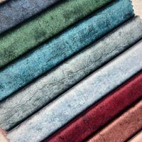 Tissu de canapé en velours floral imprimé sur mesure 220-370GSM 142cm Tissu d'ameublement laminé OEM ODM Échantillons gratuits correspondant aux couleurs