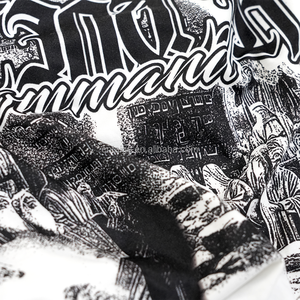 Maglietta Streetwear di Alta Qualità a Maniche Lunghe Personalizzata in Tessuto Termico con Taglio Corto e Stampa Integrale da Uomo - Product Image 3