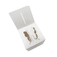 Boîte d'emballage alimentaire jetable imprimée sur mesure pour frites poulet frit à emporter avec feuille d'or estampage en relief Logos éponge