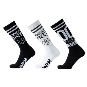 <span class=keywords><strong>Chaussettes</strong></span> populaires unisexes à motif de fruits de haute qualité à bas quantité minimale de commande <span class=keywords><strong>Chaussettes</strong></span> de sport de basket-ball avec logo personnalisé pour hommes - Product Image 4