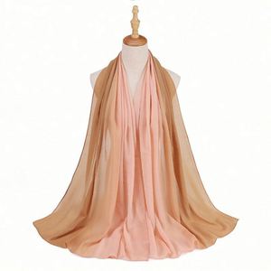 Hijab musulman en mousseline de soie plissée dégradée, style indonésien malaisien - Product Image 5