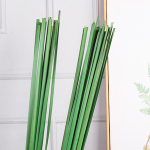 Hojas Artificiales de Cattail, Flor de Seda Verde, Alta Simulación, Decoración Interior, Materiales para Arreglos Florales, Decoración del Hogar, Boda - Product Image 1