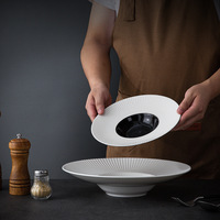 Assiette en céramique et porcelaine de style occidental en forme de chapeau de paille, créative, pour hôtel, restaurant, pizza, petit-déjeuner, soupe, compatible micro-ondes, moderne