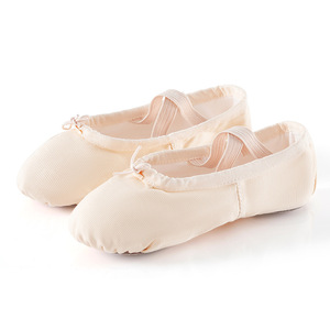 Großhandelspreis Mädchen Ballettschuhe für Anfänger Canvas Ballett-Tanzschuhe für Mädchen und Kinder mit Kordelzug - Product Image 6