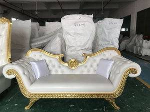 Divano Reale Indiano per Sposi, Poltrona Nuziale per Palco Matrimoniale in Vendita - Product Image 2