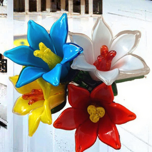 Figurines de fleurs en verre soufflé faites à la main, artisanat artistique coloré, ornement pour la décoration de table à la maison - Product Image 1